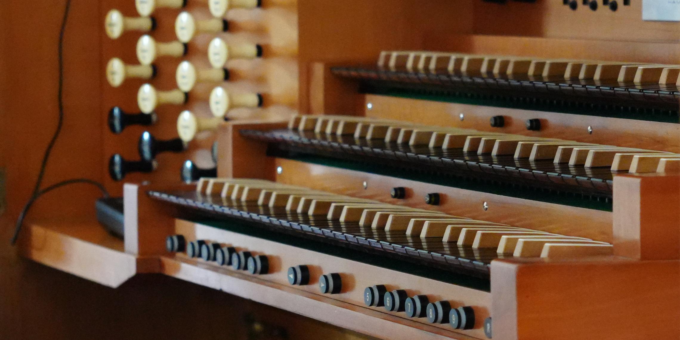 SpieltischAndreas Spieltisch der Orgel in St. Andreas