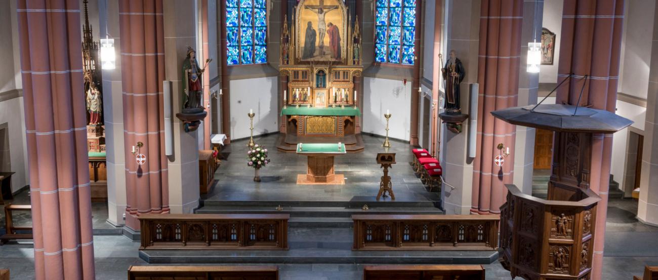Sankt Benediktus Düsseldorf Heerdt | Krippe Maria (c) Dr. Dorothea Kampmann Sankt Benediktus Düsseldorf Heerdt | Krippe Maria