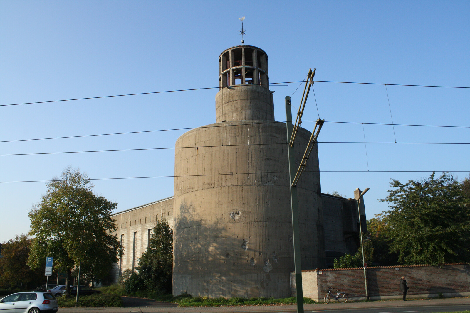 Ehemalige Bunkerkirche Kirche St. Sakrament Düsseldorf Heerdt