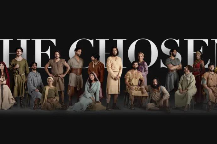 Alle Darsteller der Serie vor schwarzen Hintergrund mit Schriftzug The Chosen