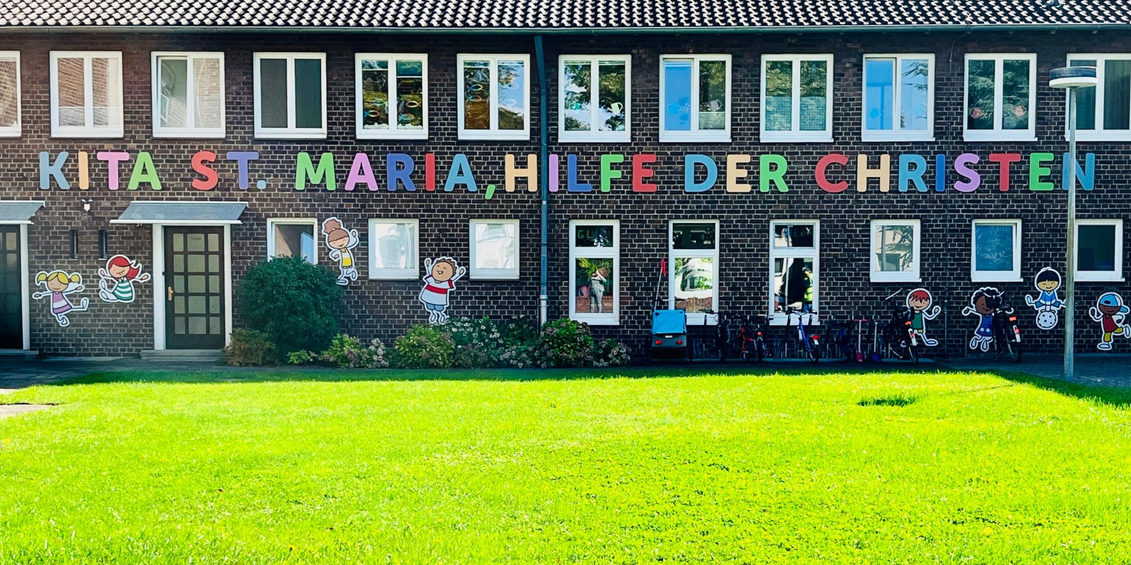 Fassade der Kindertagesstätte St. Maria, Hilfe der Christen in Lörick