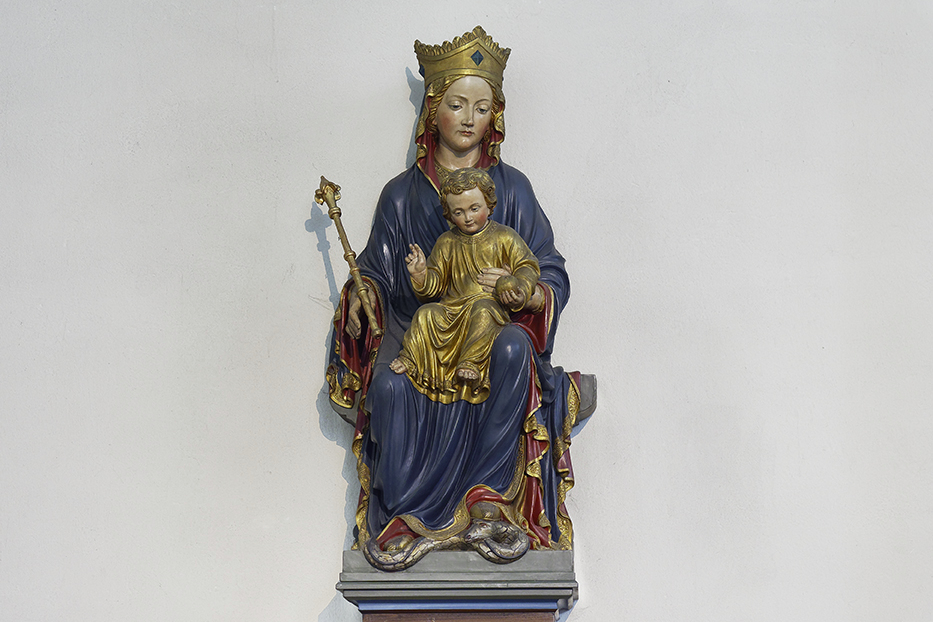 Mutter Gottes Statue in der Kirche St. Maria, Hilfe der Christen
