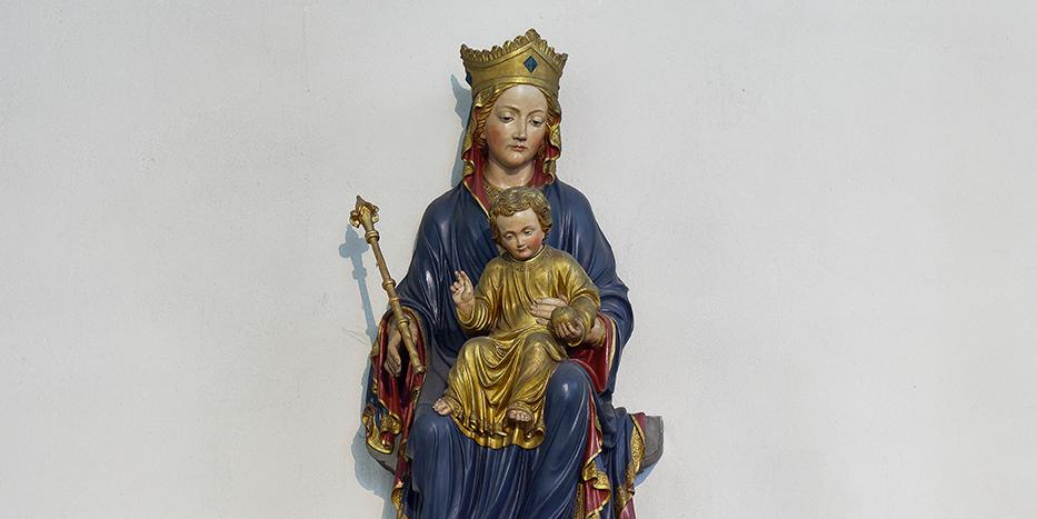 Mutter Gottes Statue in der Kirche St. Maria, Hilfe der Christen
