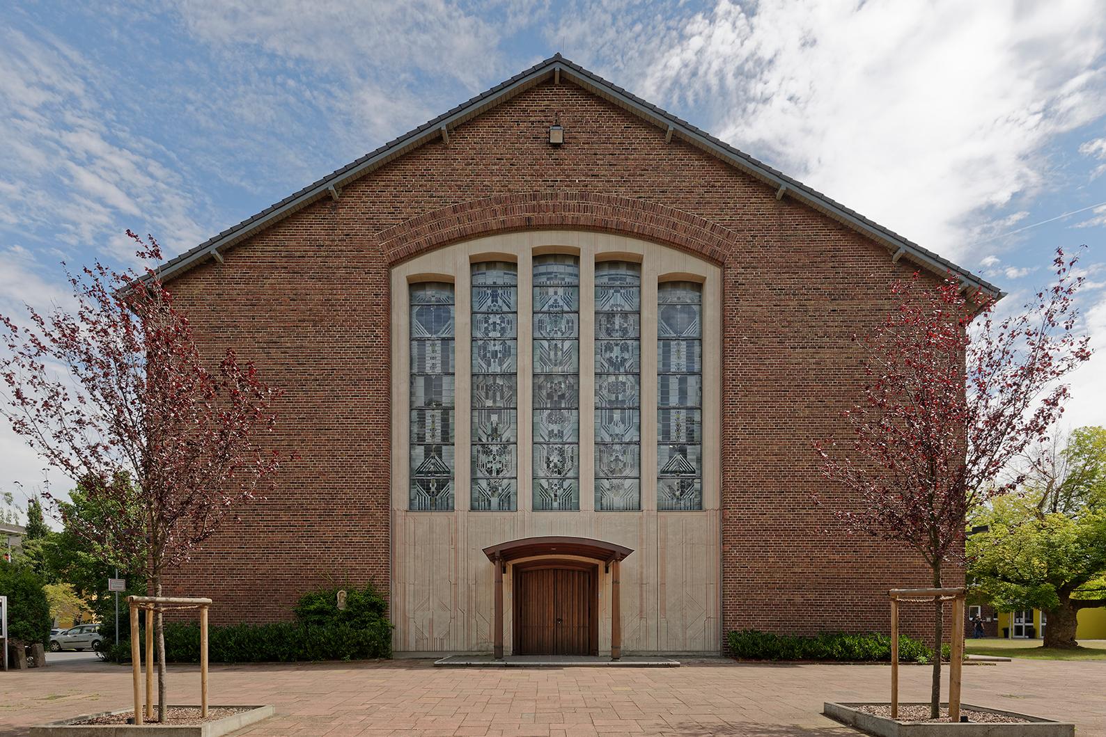 Kirche St. Maria, Hilfe der Christen